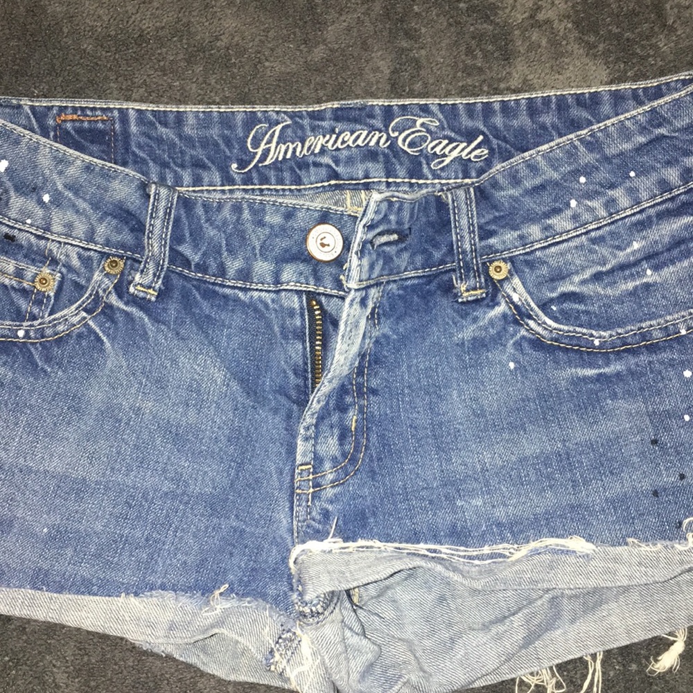 AE SHORTS - Picture 2 of 8